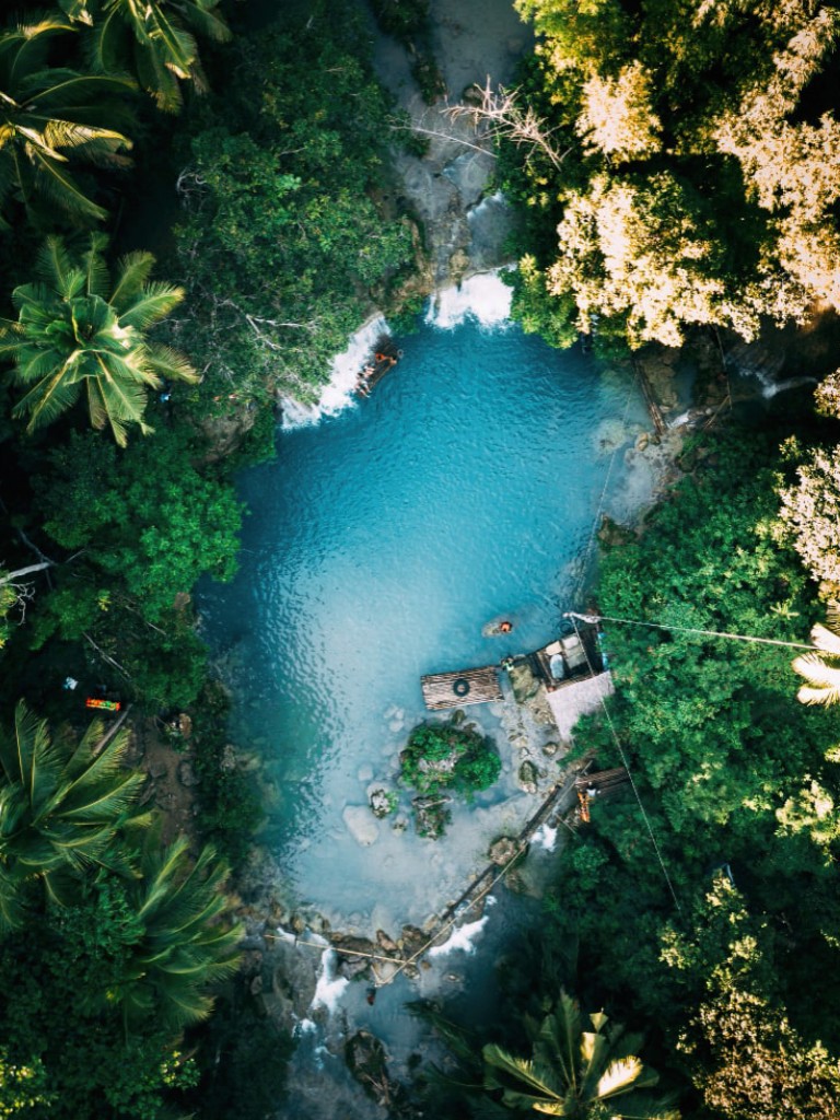 Roamia Retreat Noir Stay